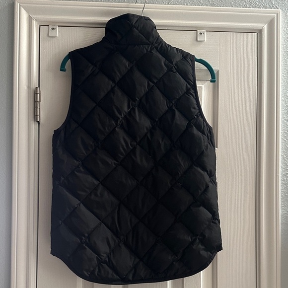 J. Crew Excursion Black Quilted Down Vest Women’s XS Classic Outdoors Fall - Picture 4 of 7
